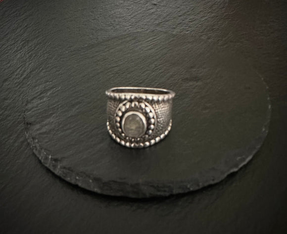 Band  carved Labradorite ring