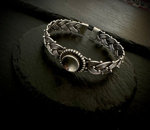 Carved Glass Bracelet