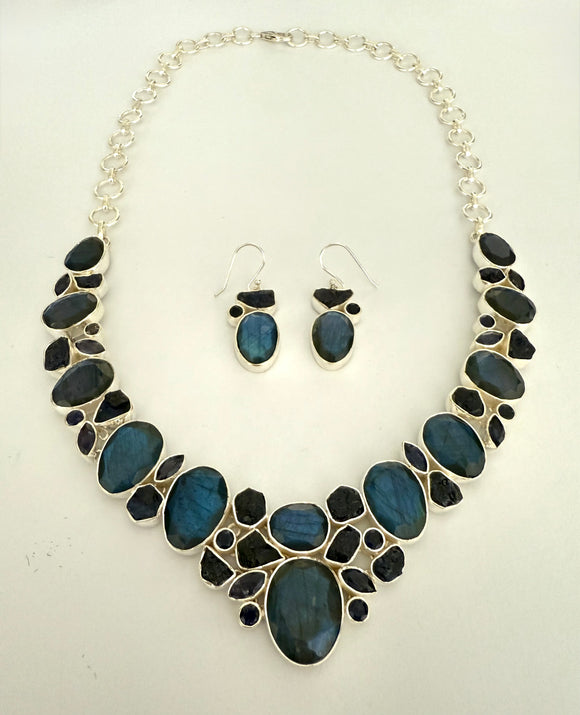 Stonned Labradorite Iolite Collar with earrings