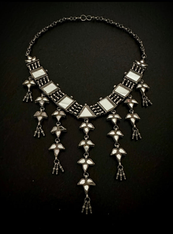 Sheesha Long Drops Neckpiece