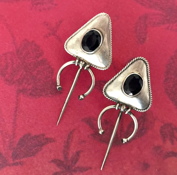 Stoned Lapiz Ethnic Earrings
