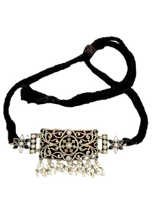 Stonned Pearl Chokar
