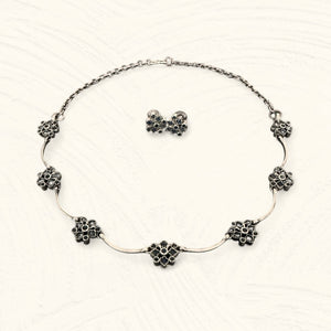 Stonned Blue Cobalt Flower Necklace Set
