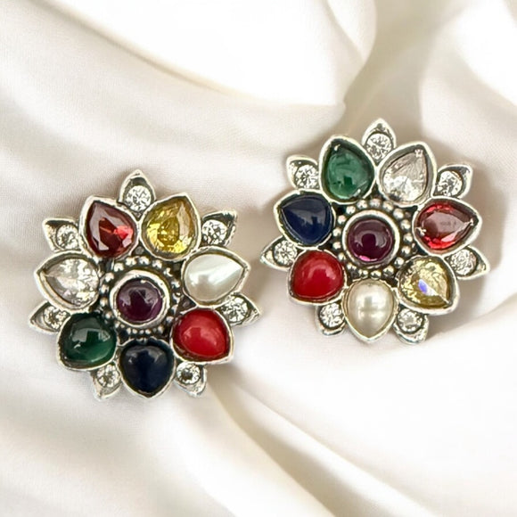 Stoned Multicolor Studs