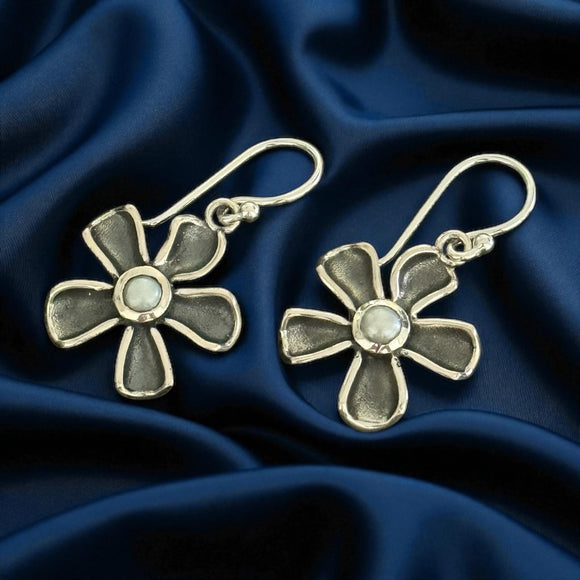 Stoned Pearl Flower Earrings