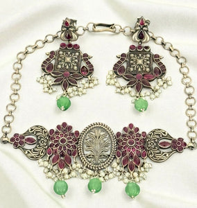 Stonned Peacock Filigree Necklace