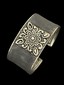 Carved Floral Dotted Cuff