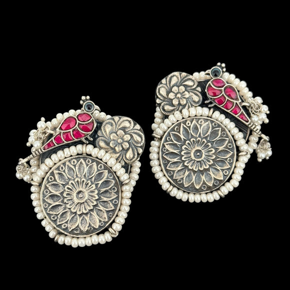 Stoned Bird Studs