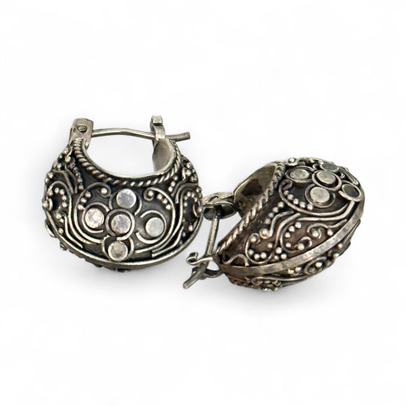 Silver Carved Thick Balis