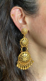 Opulent gold jaal tri rounds
