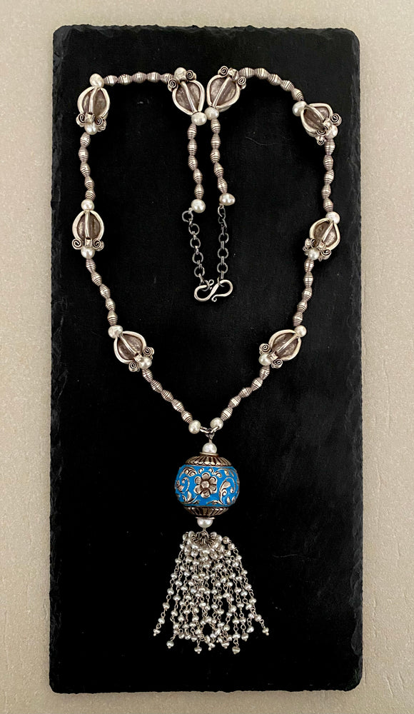 Stonned Pearl Enamel Long Necklace