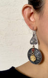 Sheesha Earring Carved Dual